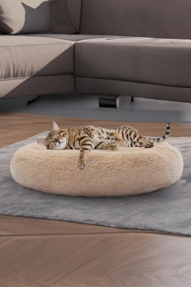 Pugalo Peluş Kedi ve Köpek Yatağı  Ekonomik Kedi ve Köpek Yatağı Krem